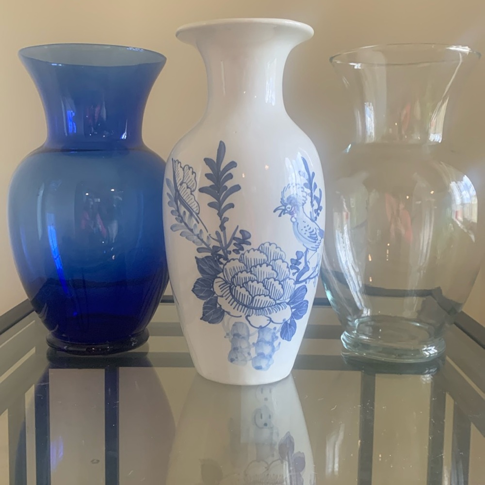 ✨EUC - 3 - Large Fresh Flower Vase’✨
